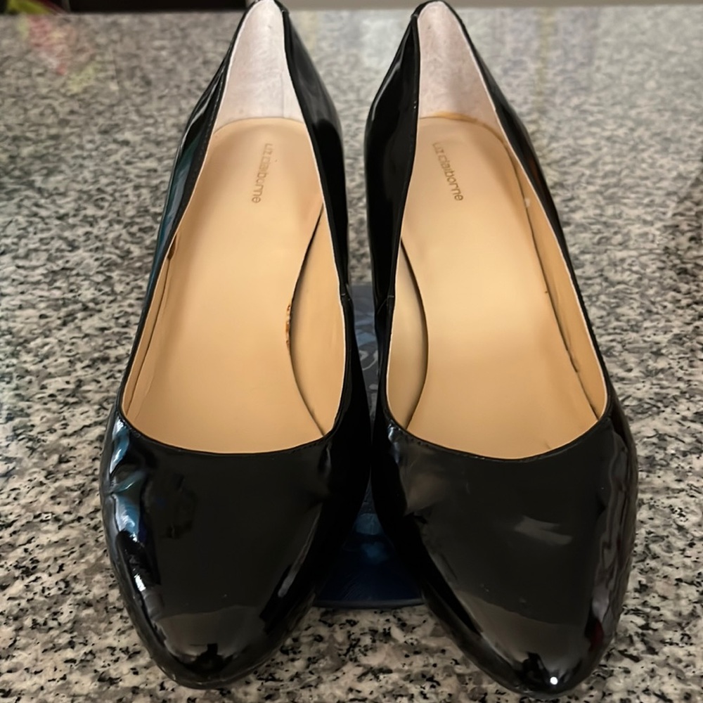 Liz Claiborne Black Patent Heels